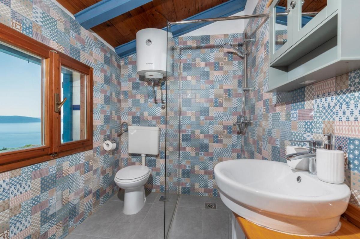 라빈 Crni In Crni - Haus Fuer 6 Personen 빌라 외부 사진